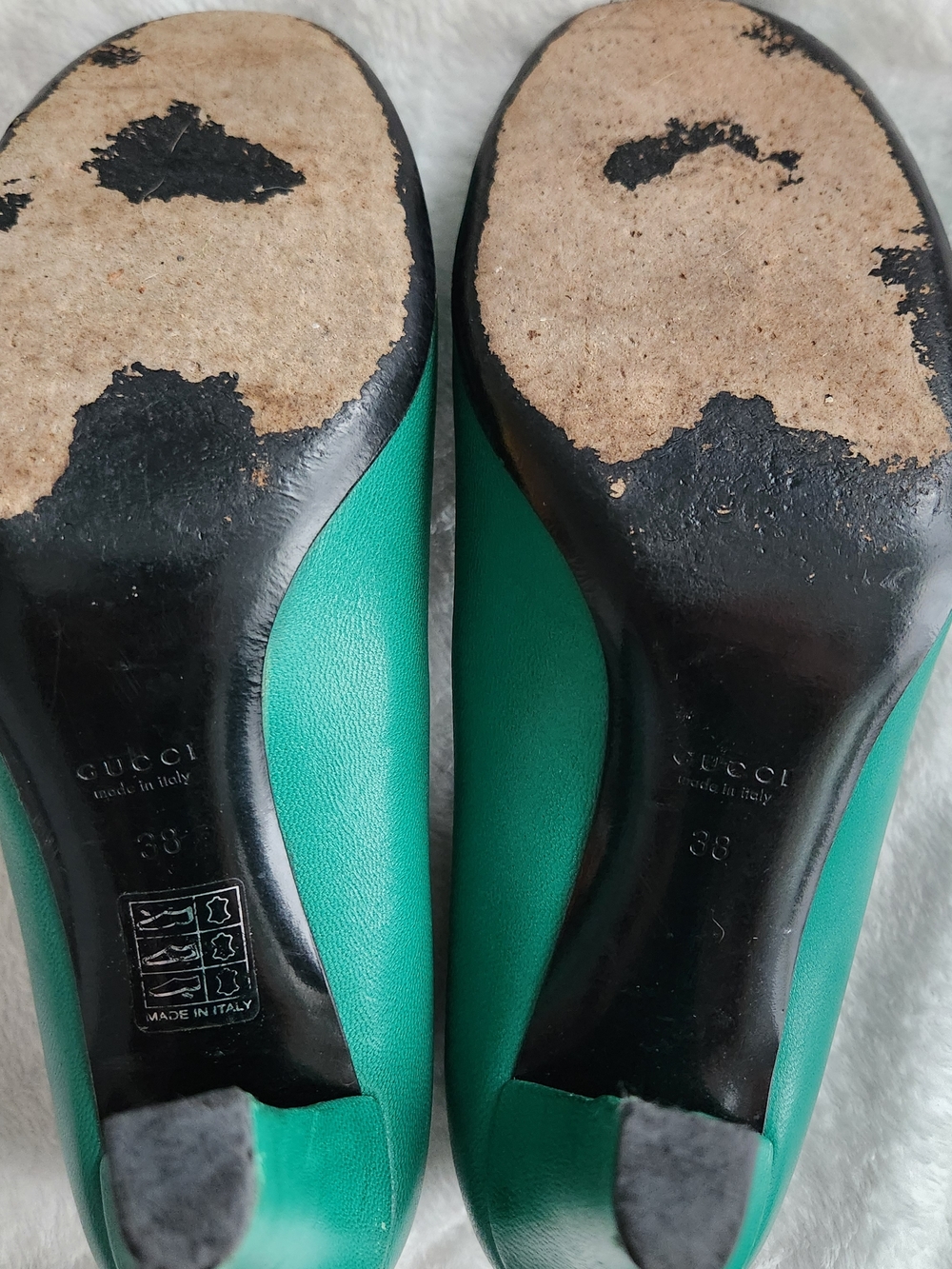 Vintage Gucci Green Leather High Heels Pumps Round Toe Shoes Size 38 US 8 - Picture 8 of 16